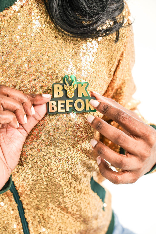 BOK BABE 'Bok Befok' Text Brooch